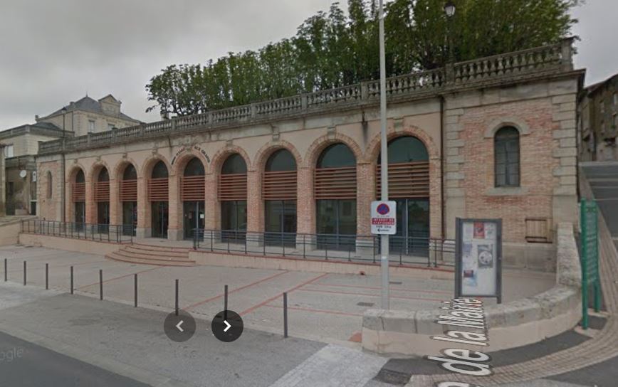 Place de la Vierge avant.JPG