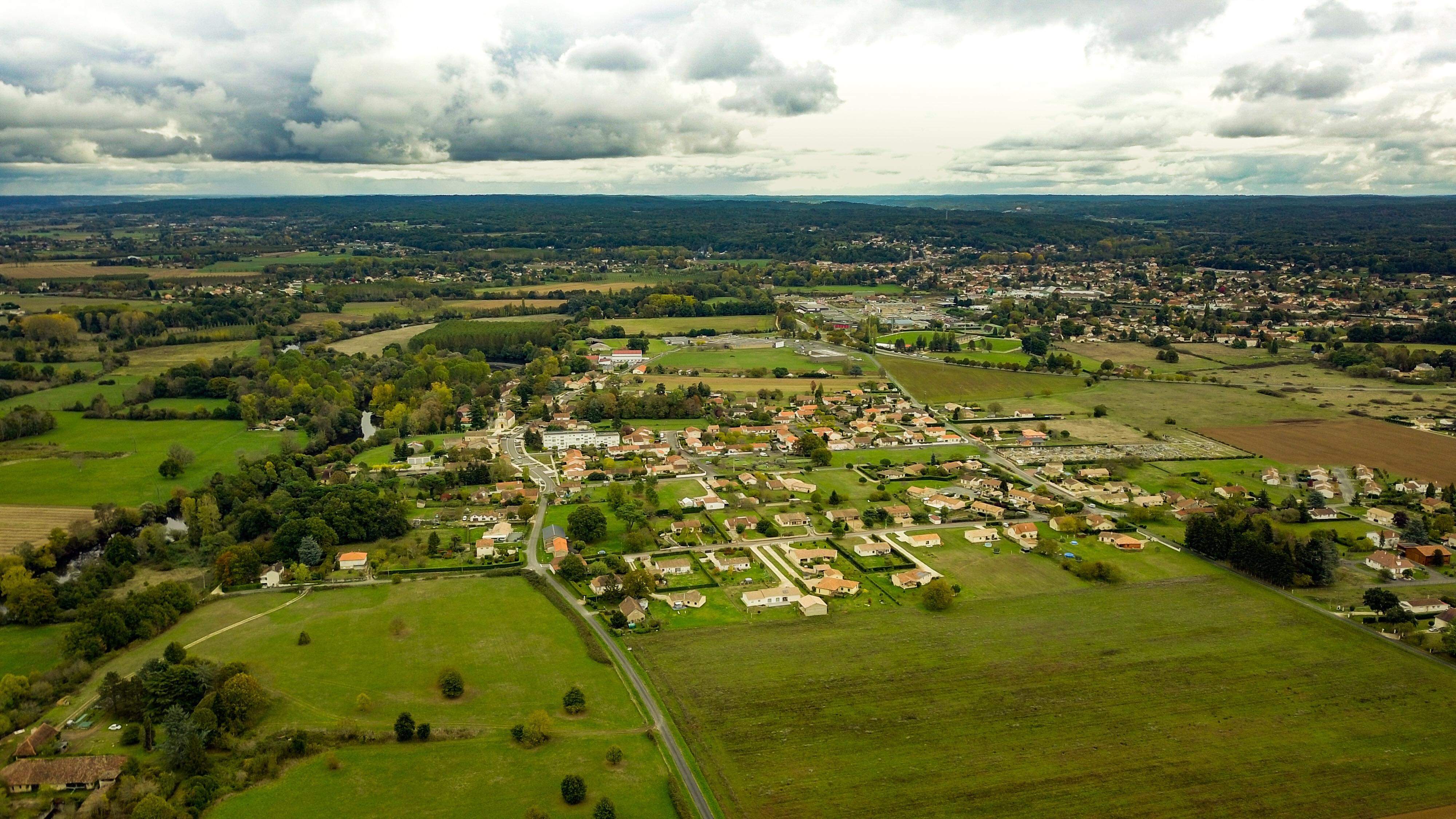 Saint Médard Vue du Ciel