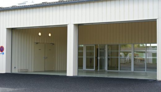 SALLE DES CHARRETTES 1.jpg