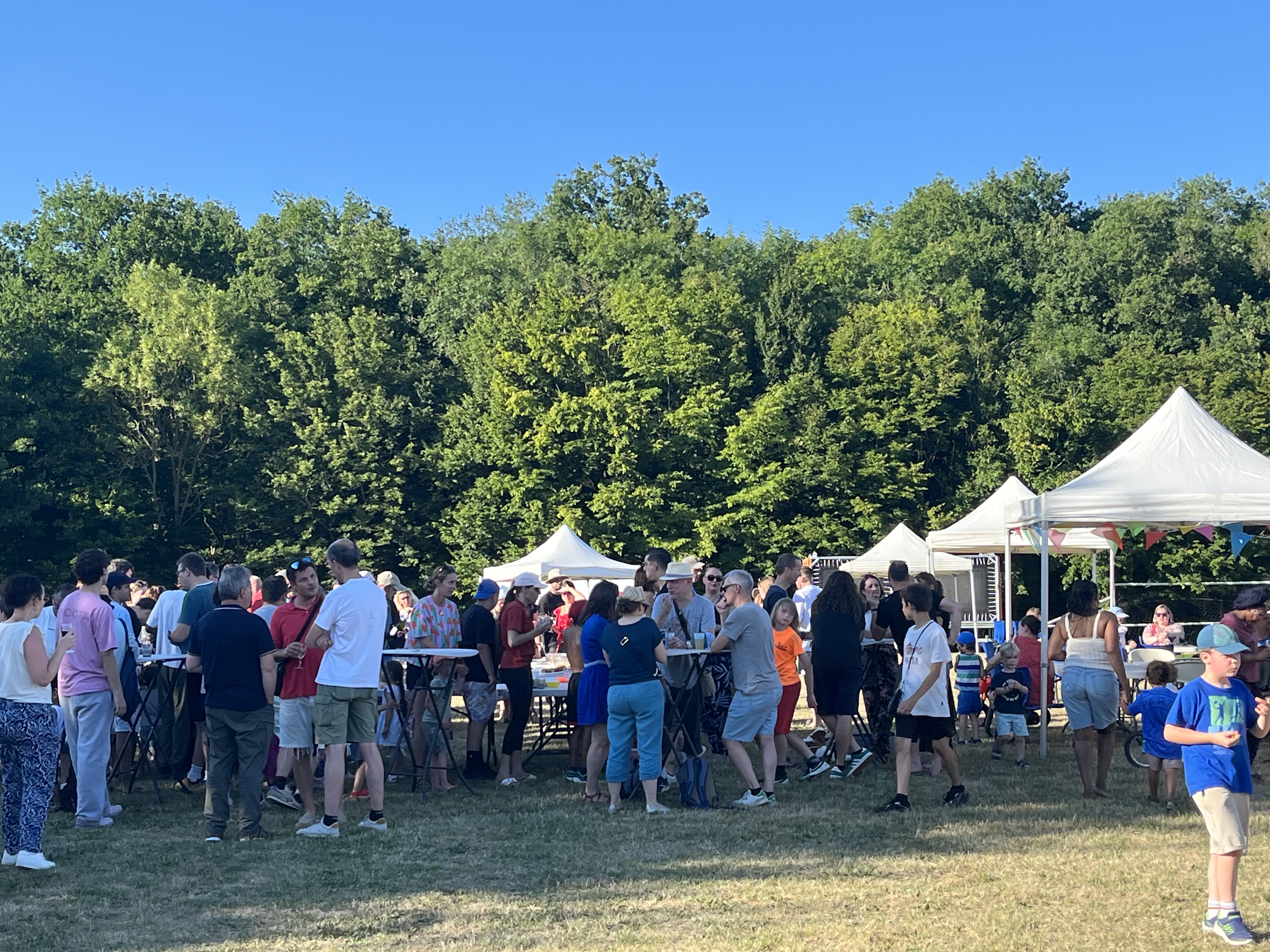 Fête du village Apéritif et soirée 1.jpg