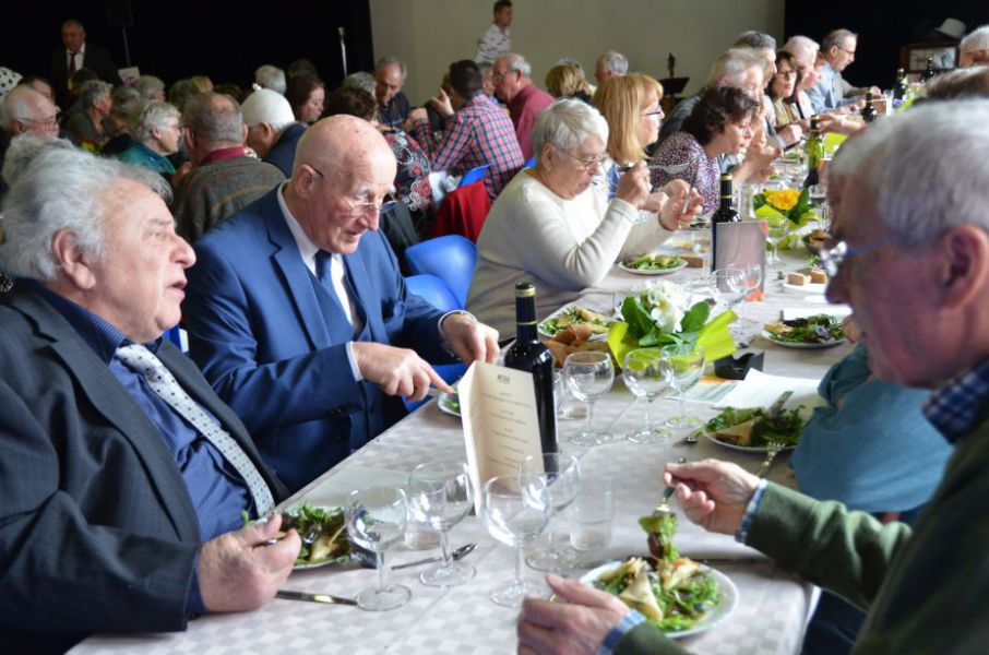 Repas des anciens 2019 8.JPG