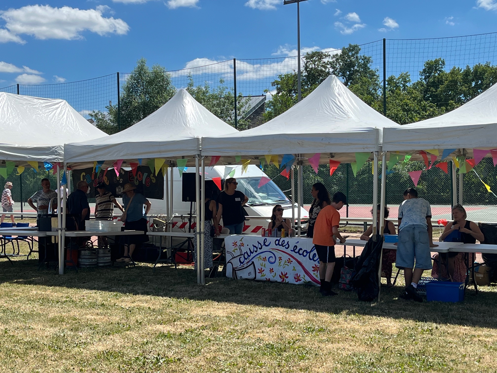 Fête du village Caisse des écoles 1.jpg