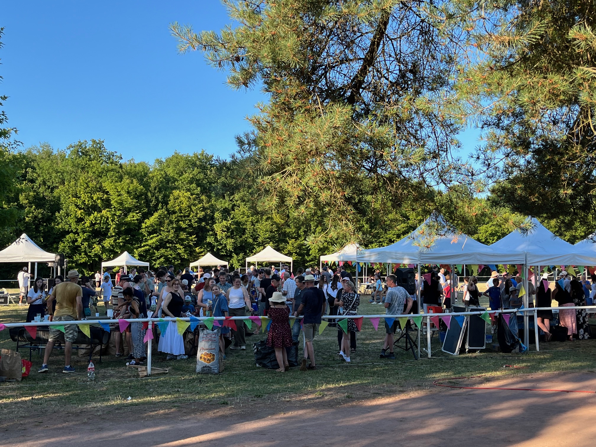 Fête du village Caisse des écoles 4.jpg