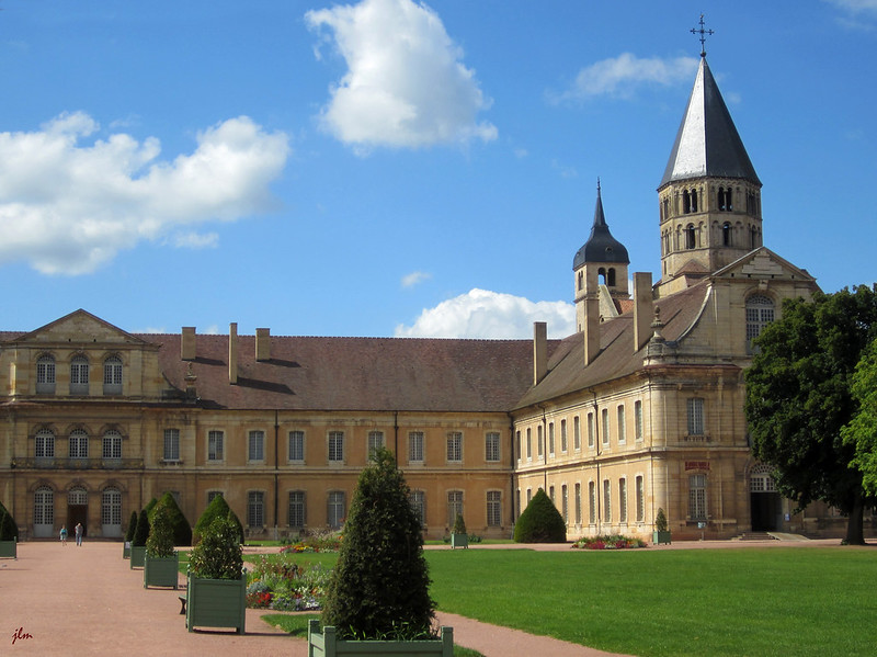 jardin de l_abbaye - OT Cluny - JML.jpg