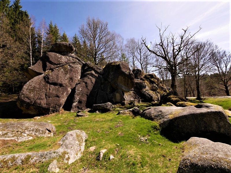 le sentier de découverte la rigole du diablela-rigole-du-diable _2_.jpg