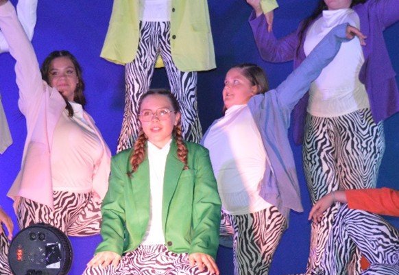 jazz n dance 2.jpg