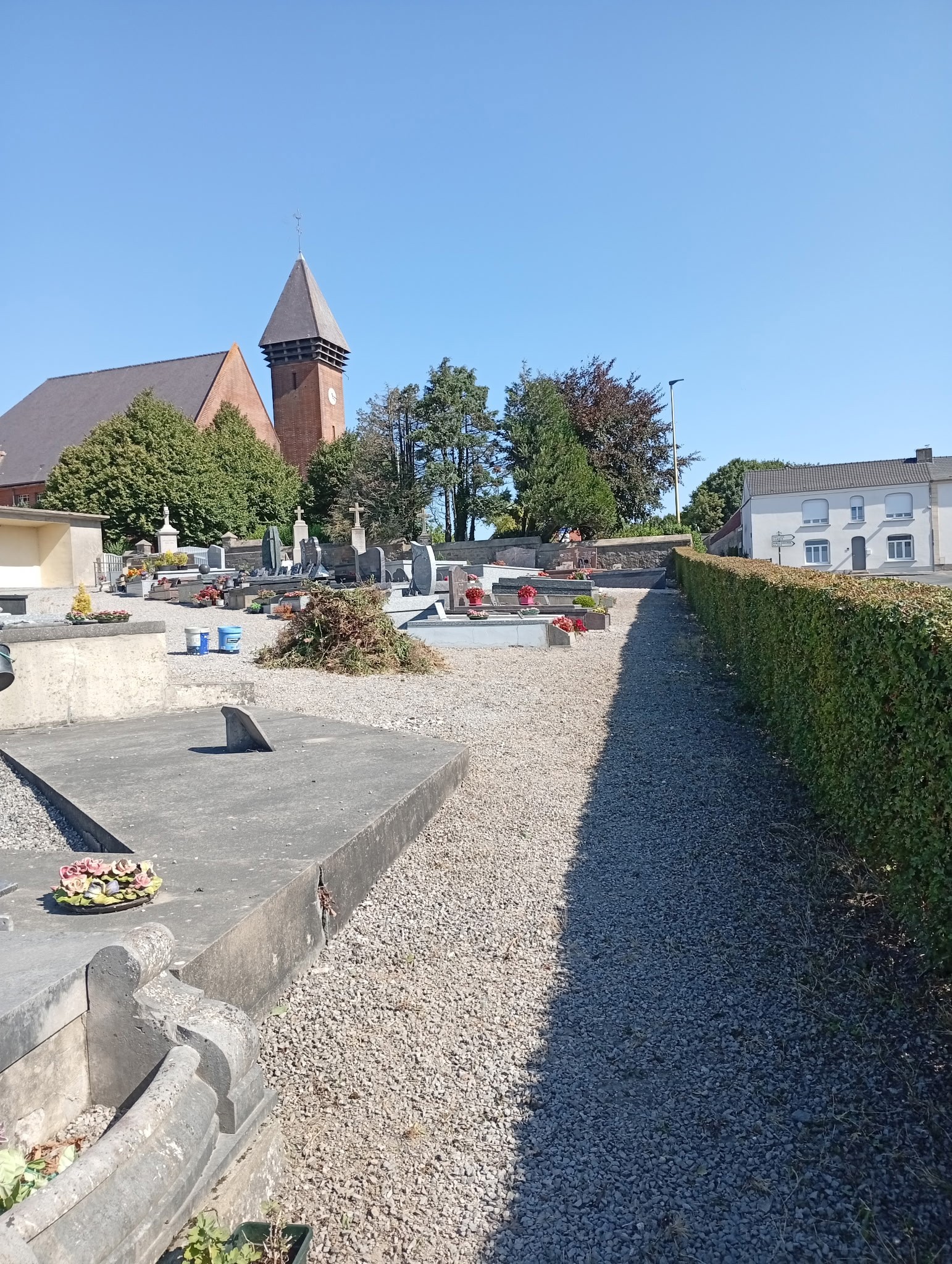 Cimetière 19.jpg