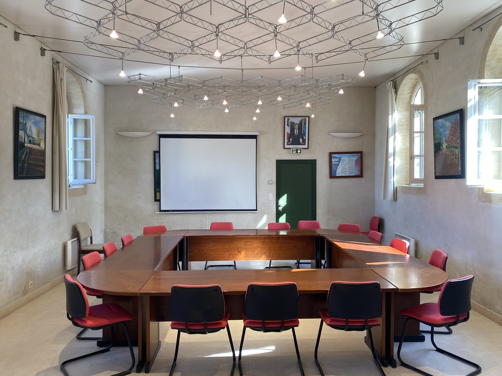 salle du temple au fresne camilly.jpg