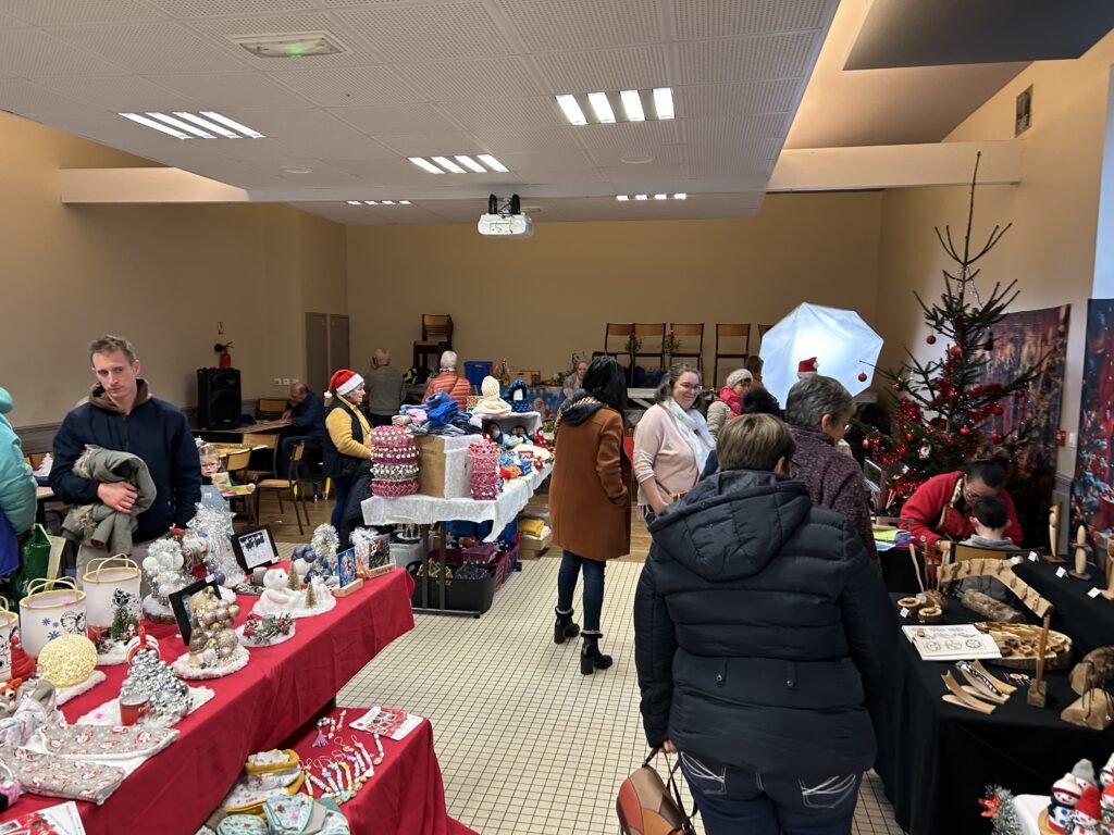 Marché de Noël Saint cornier des landes 61.jpg