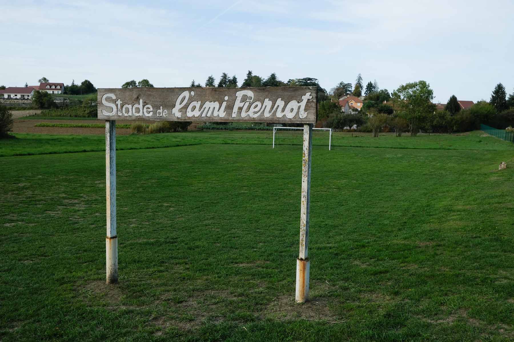 STADE.jpg