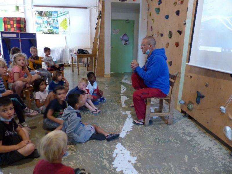 Mercredi - 6s61hx1vpcx1bh.jpg