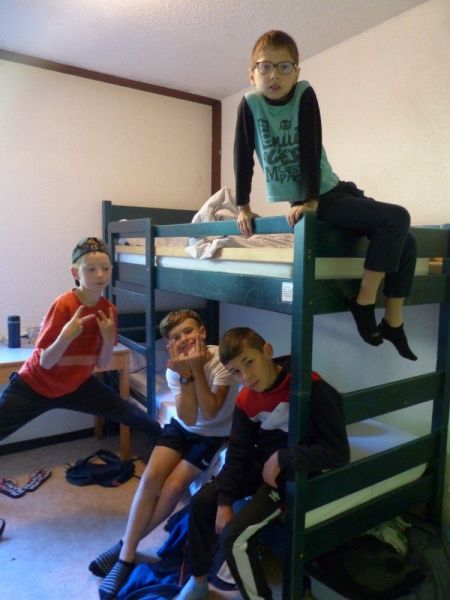 Jeudi - j7l7ok3l4n0c1w5.jpg