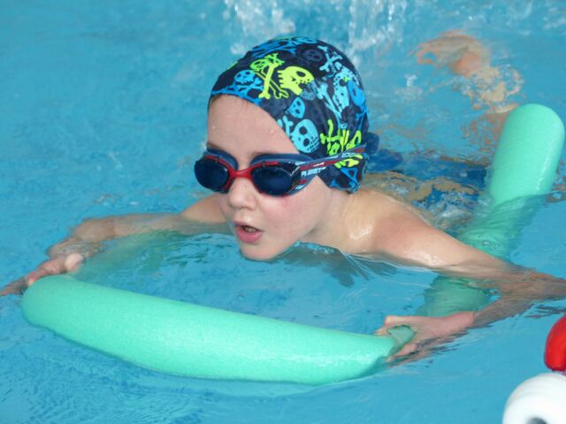 Mercredi - 67y4fvwwbm65daj.jpg