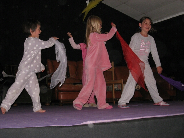 0306 spectacle  5.jpg