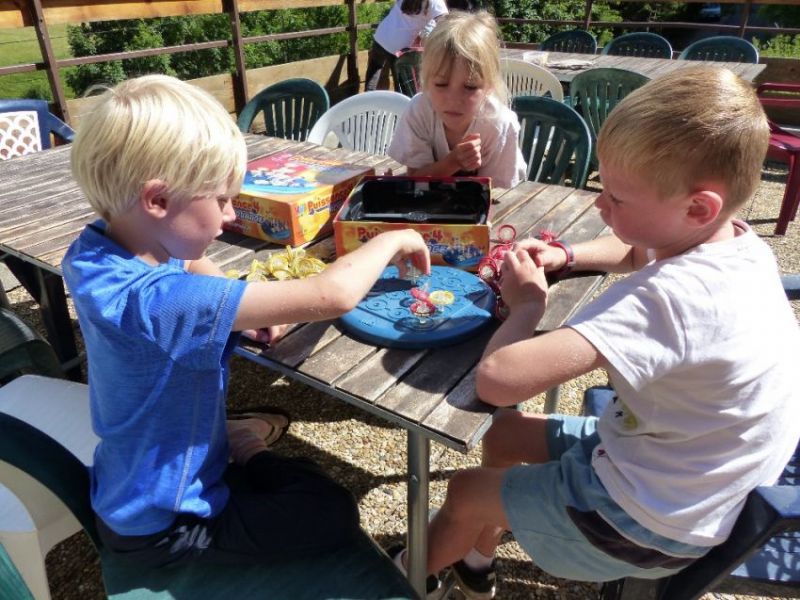 Jeudi - 8qaunujualyikff.jpg