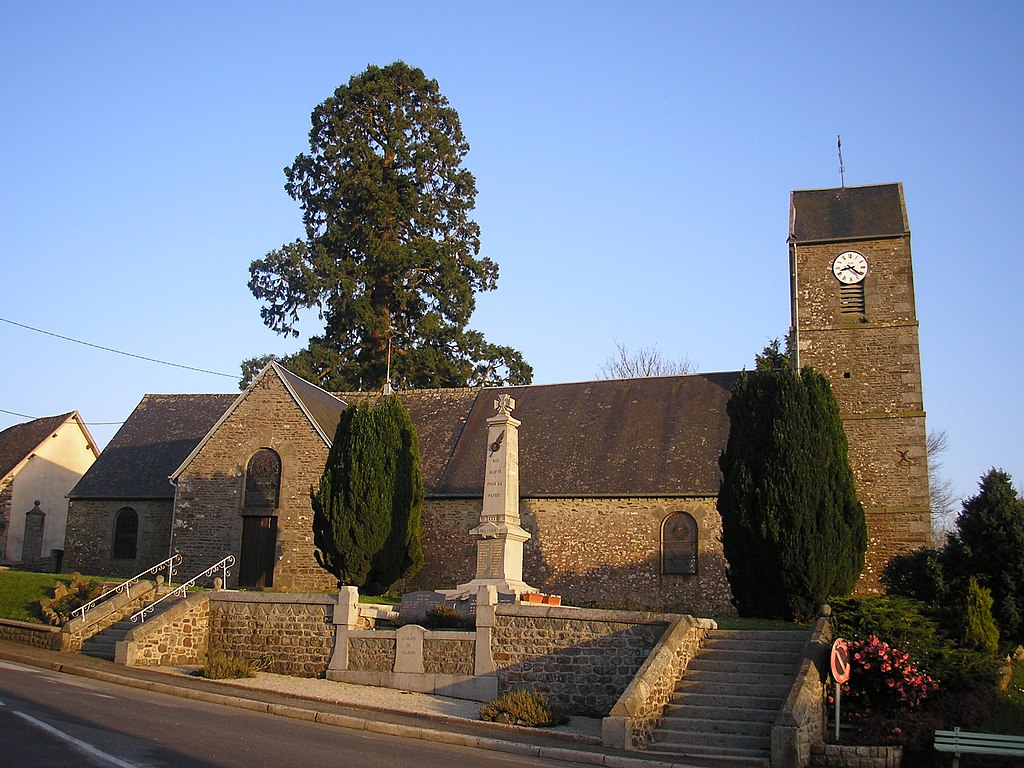 SaintClairDeHalouzeEglise.jpg