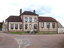 Villiers-Bonneux-FR-89-mairie-08.jpg