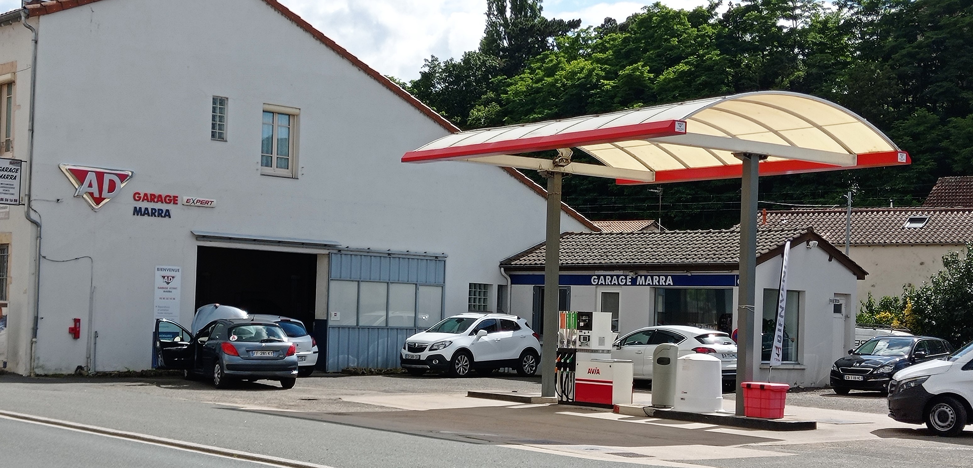 Garage Marra.jpg