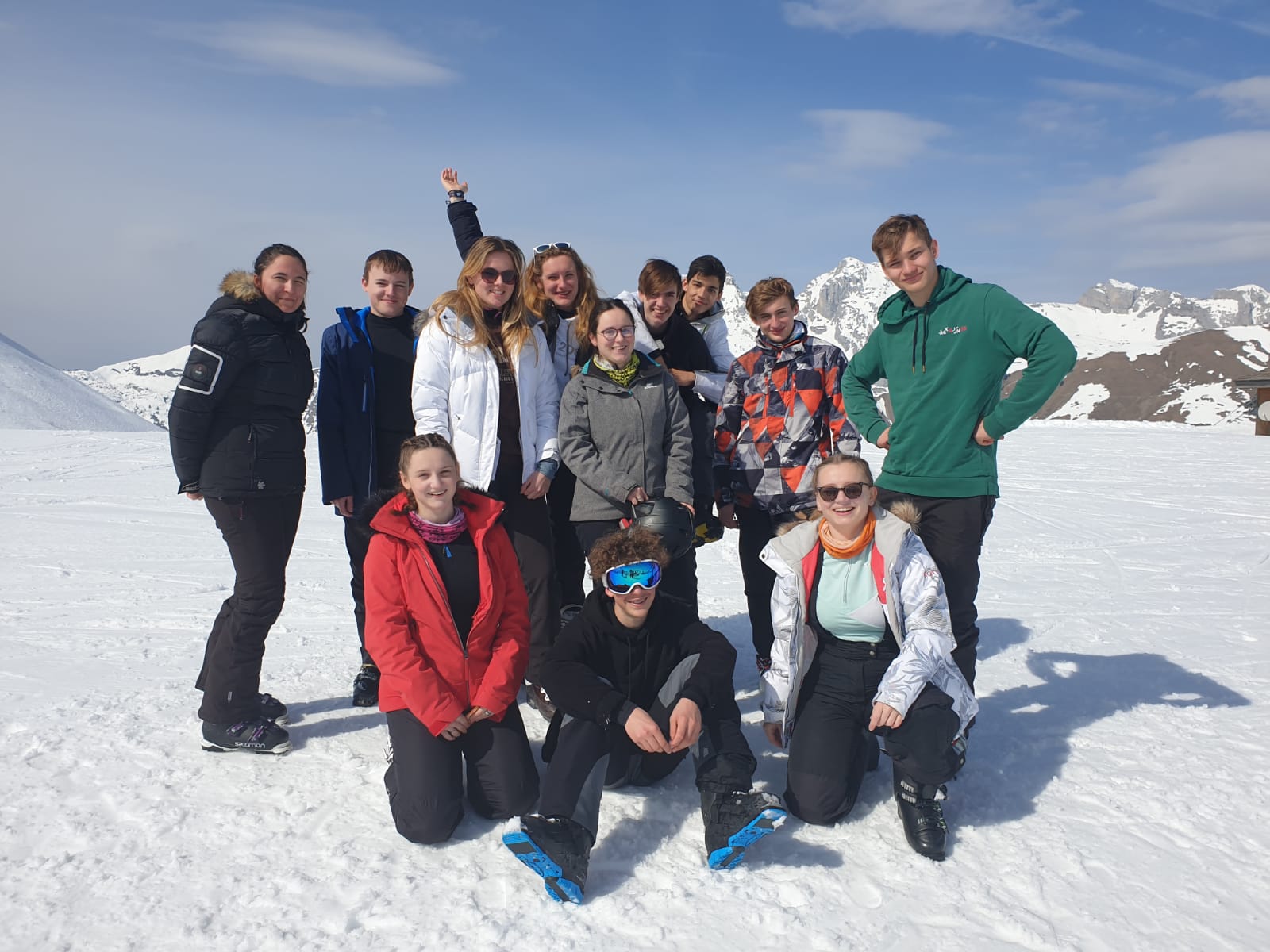 Les Amis du Village 2.jpg