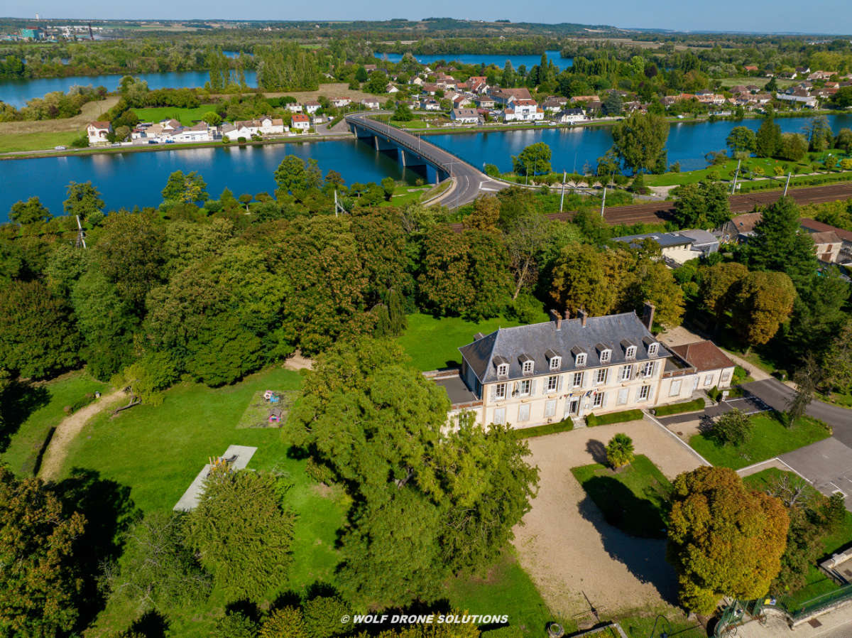 Cannes-Écluse vue aérienne _27_.jpg