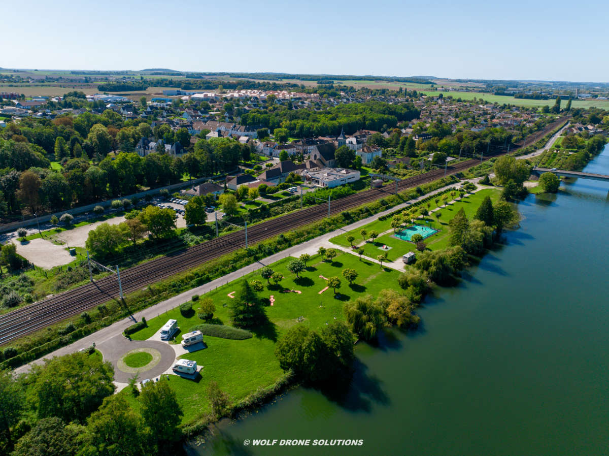 Cannes-Écluse vue aérienne _33_.jpg