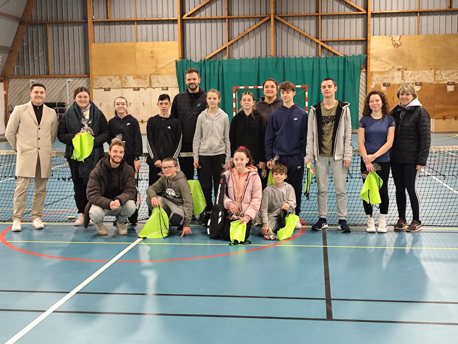tennis club cannes ecluse jeunes.jpg