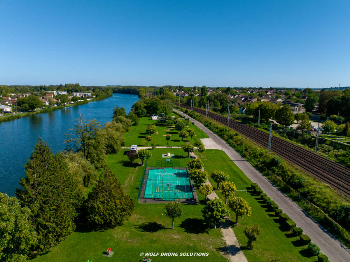 Cannes-Écluse vue aérienne _20_.jpg