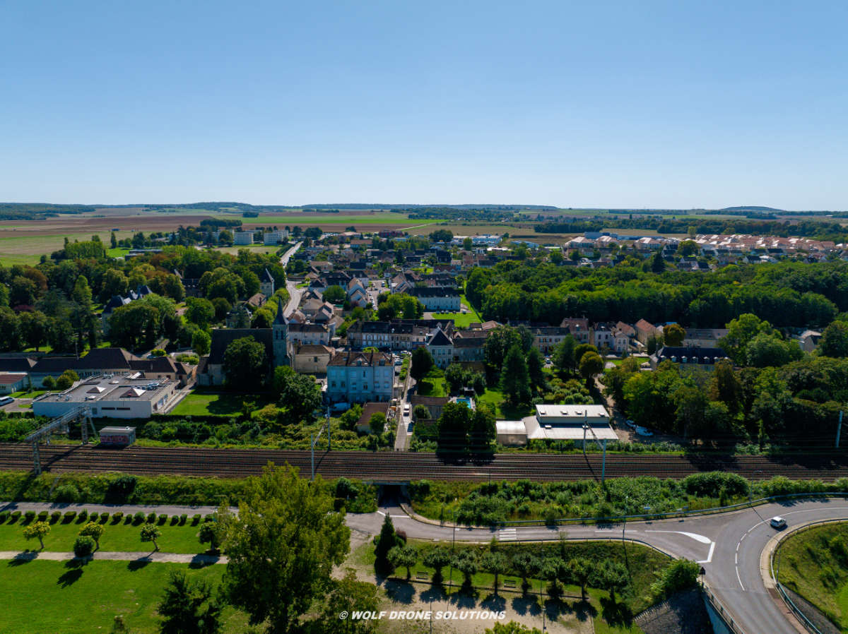Cannes-Écluse vue aérienne _15_.jpg