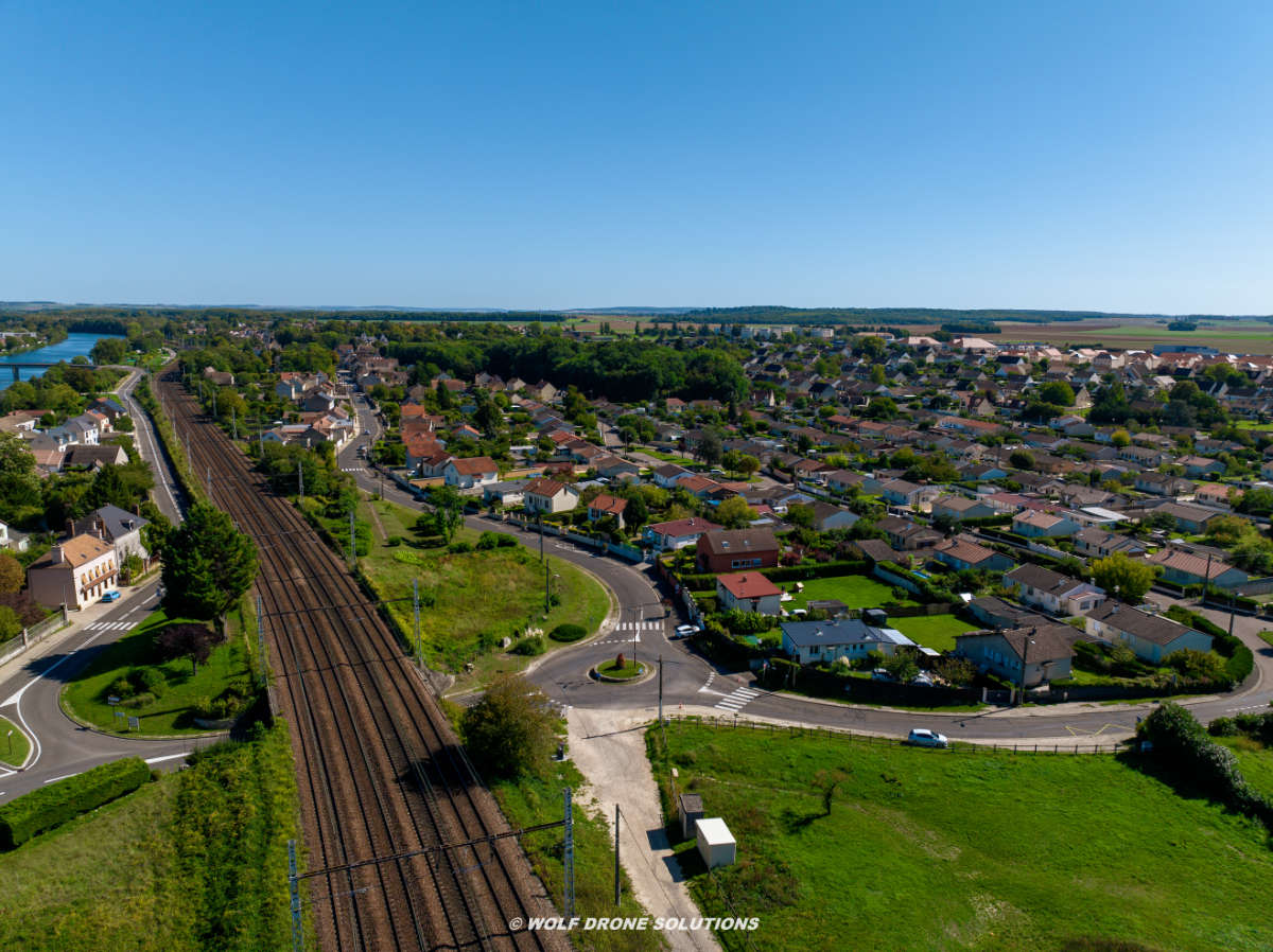 Cannes-Écluse vue aérienne _2_.jpg