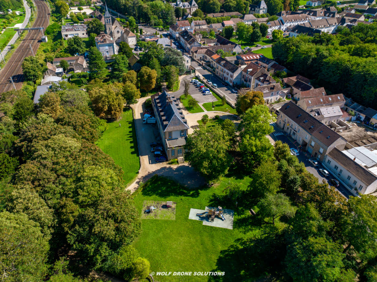 Cannes-Écluse vue aérienne _26_.jpg