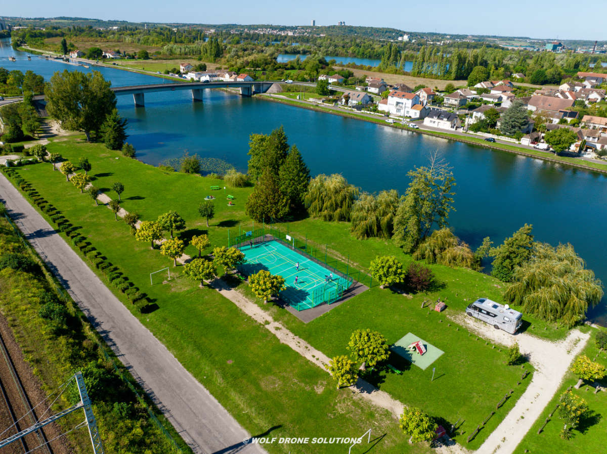 Cannes-Écluse vue aérienne _43_.jpg