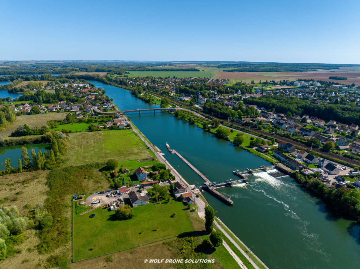 Cannes-Écluse vue aérienne _12_.jpg