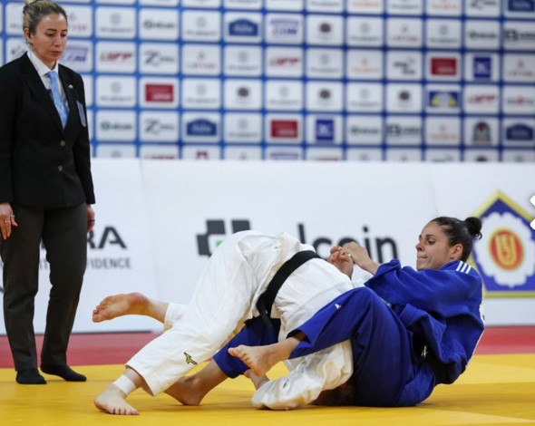 Amandine Gauthier.jpg