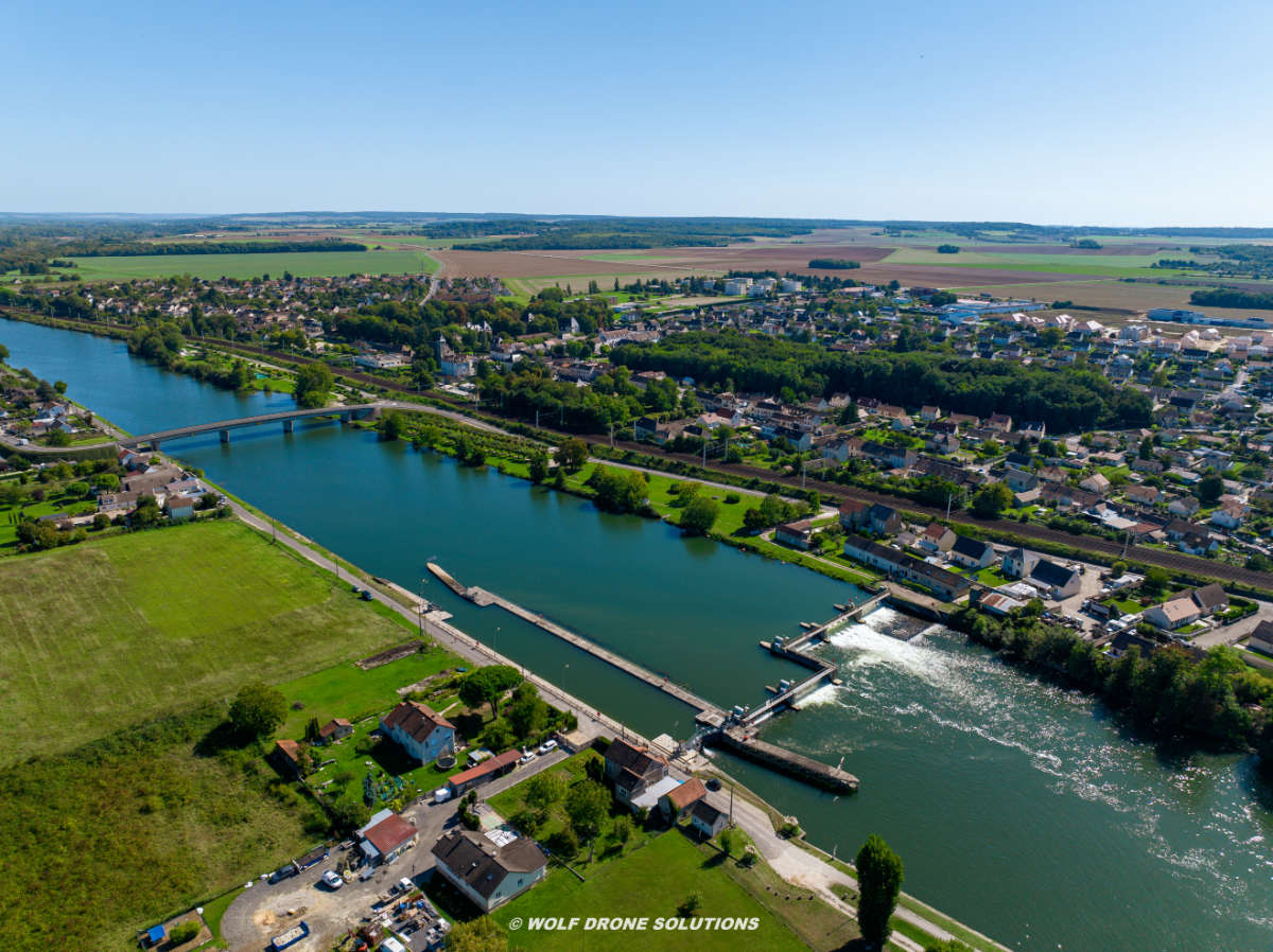 Cannes-Écluse vue aérienne _13_.jpg