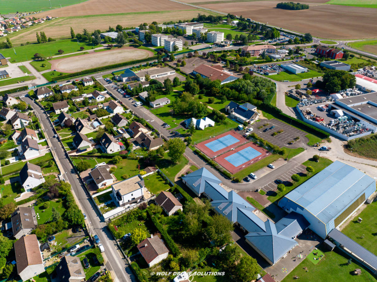 Cannes-Écluse vue aérienne _61_.jpg