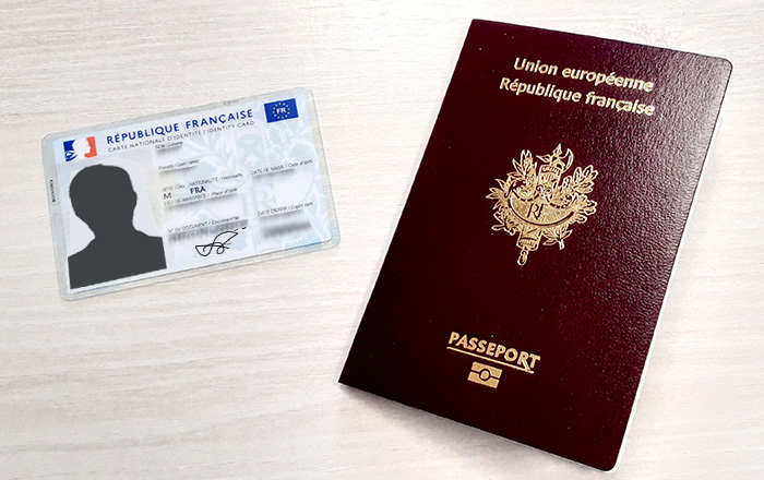 1-CNI-et-1-passeport-prweb.jpg