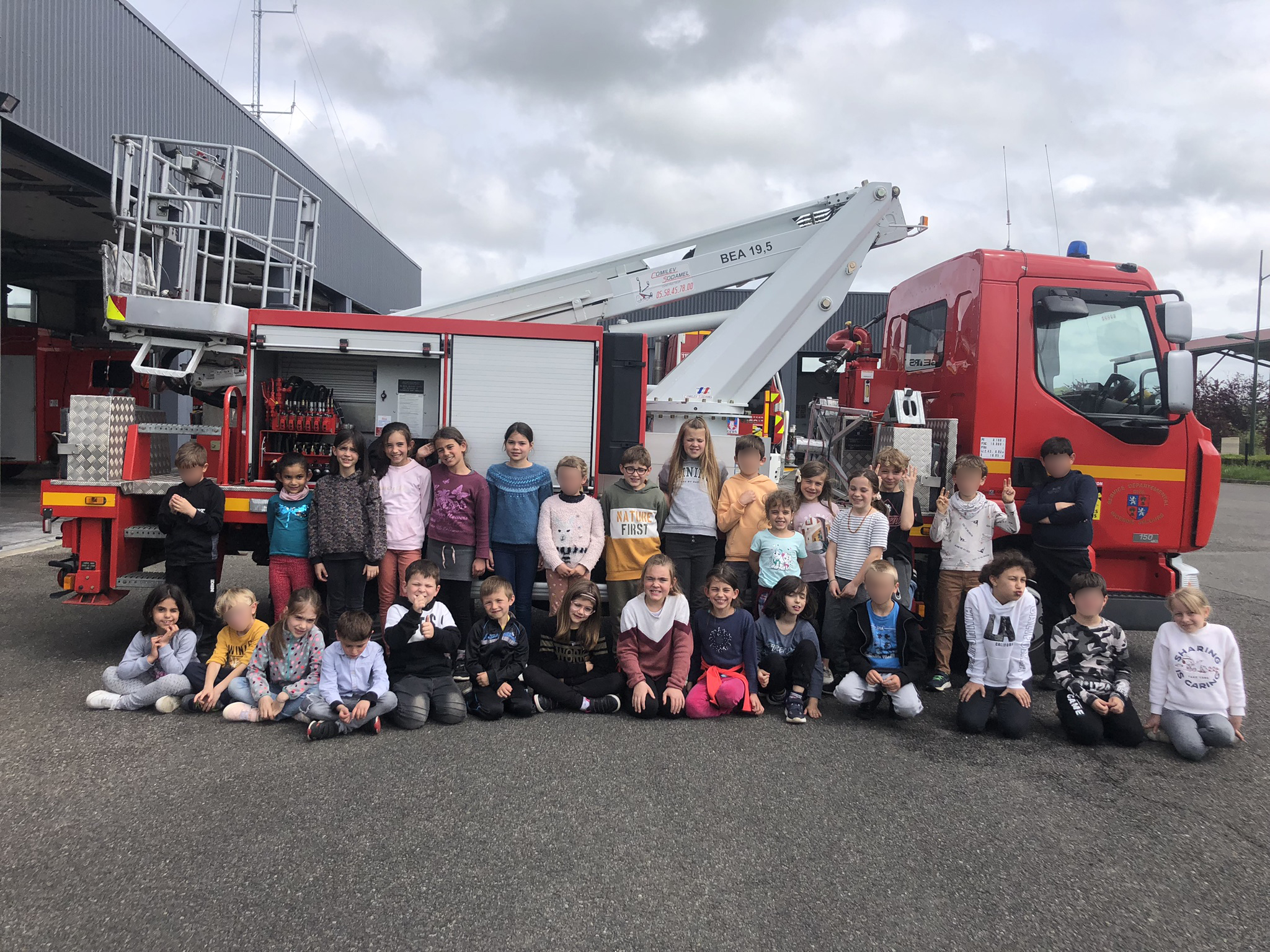 visite de la caserne des pompiers _1_ copie.jpg