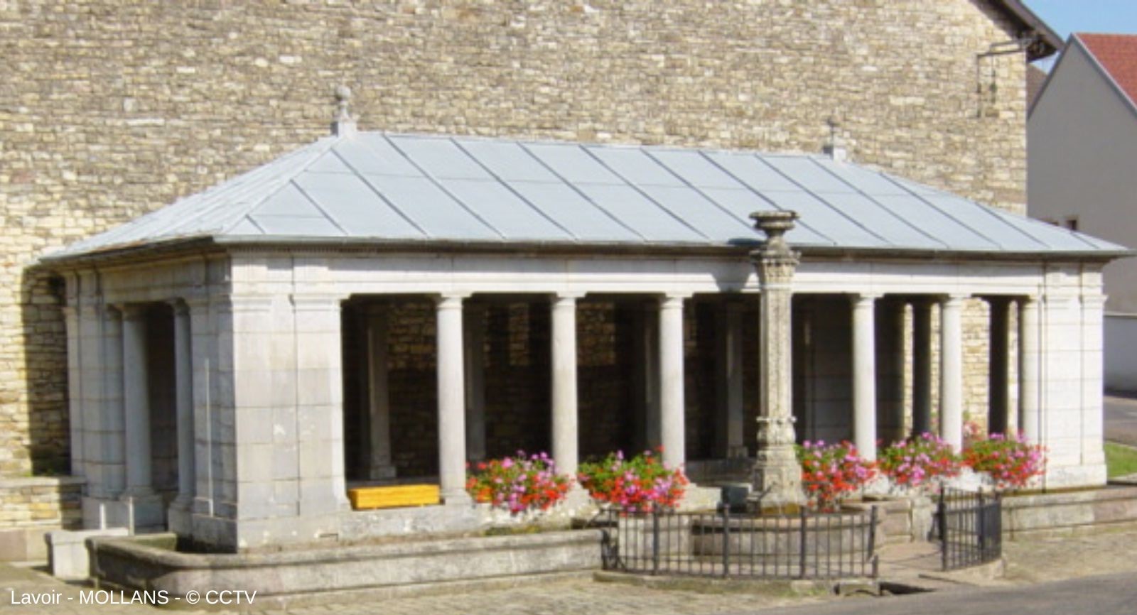 Photo 7. Lavoir - MOLLANS.jpg