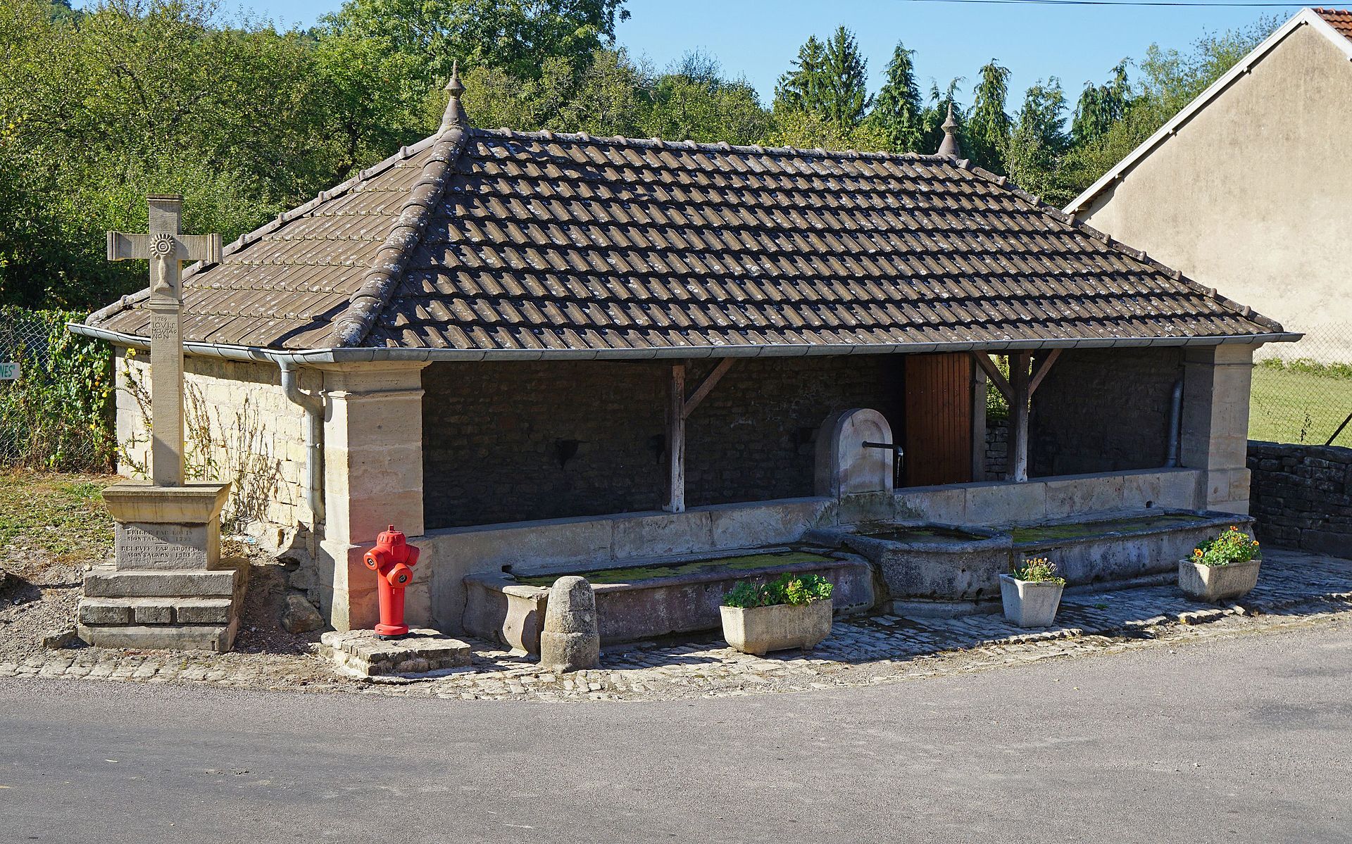 Dambenoit lavoir - ABourgeoisP.jpg