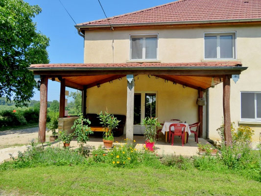 O près d_ici terrasse commune.jpg