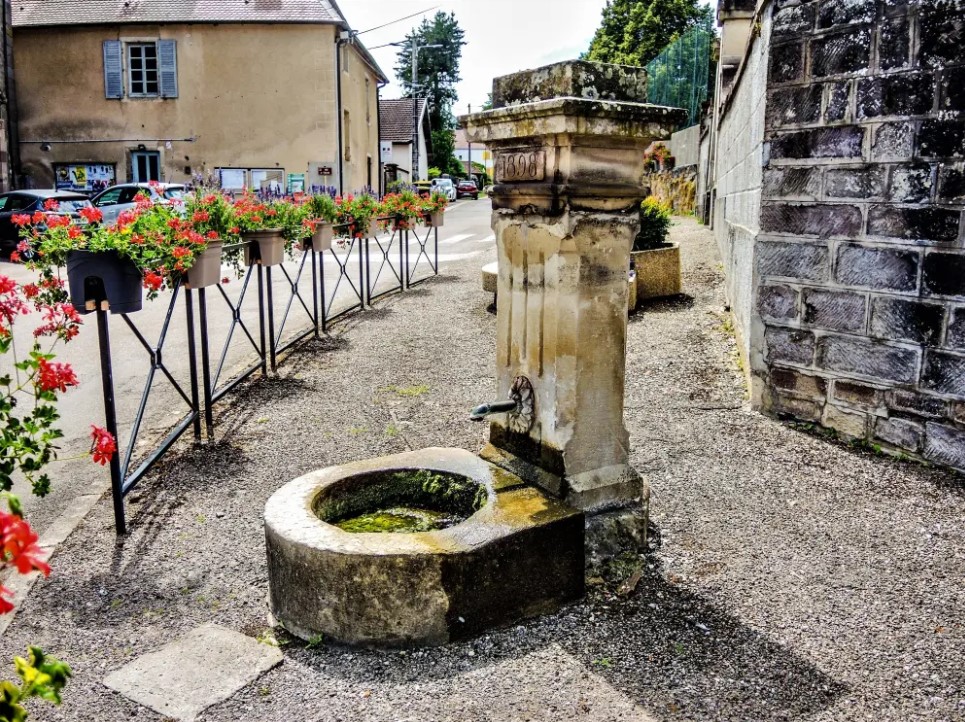 quers fontaine -JE.jpg