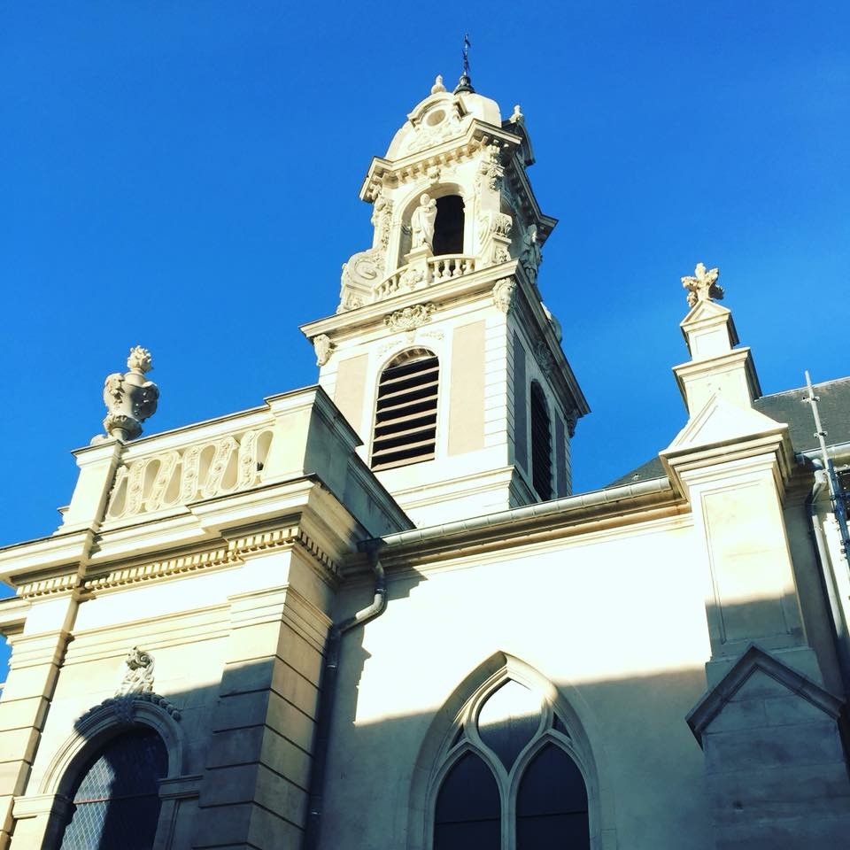 eglise facade renovée.jpg