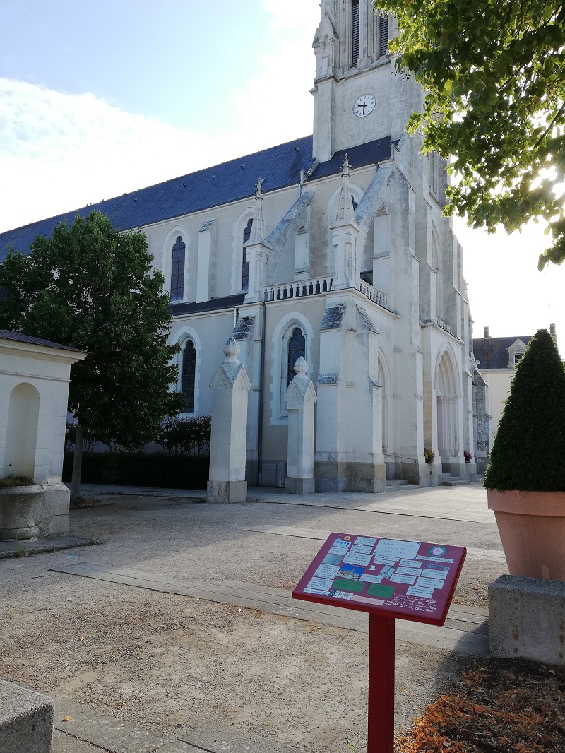 Le tour de Bécon les granits en 80 minutes Commune de BéconlesGranits