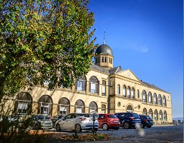 Hôpital de Charolles .jpg