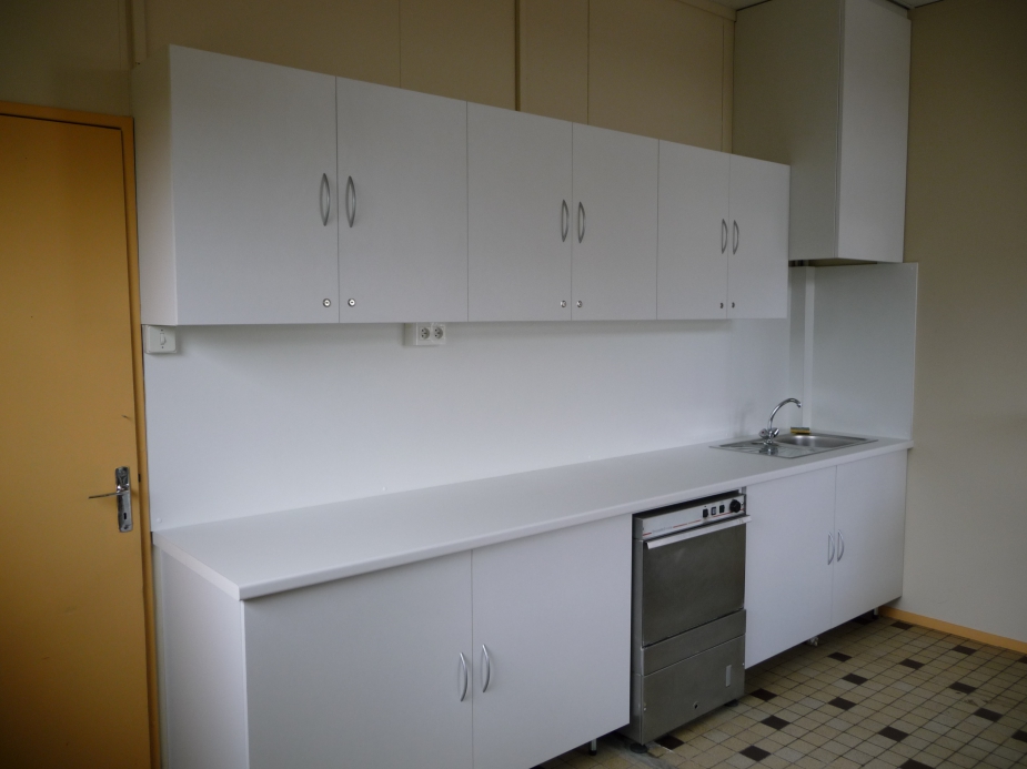 Salle polyvalente - cuisine.jpg