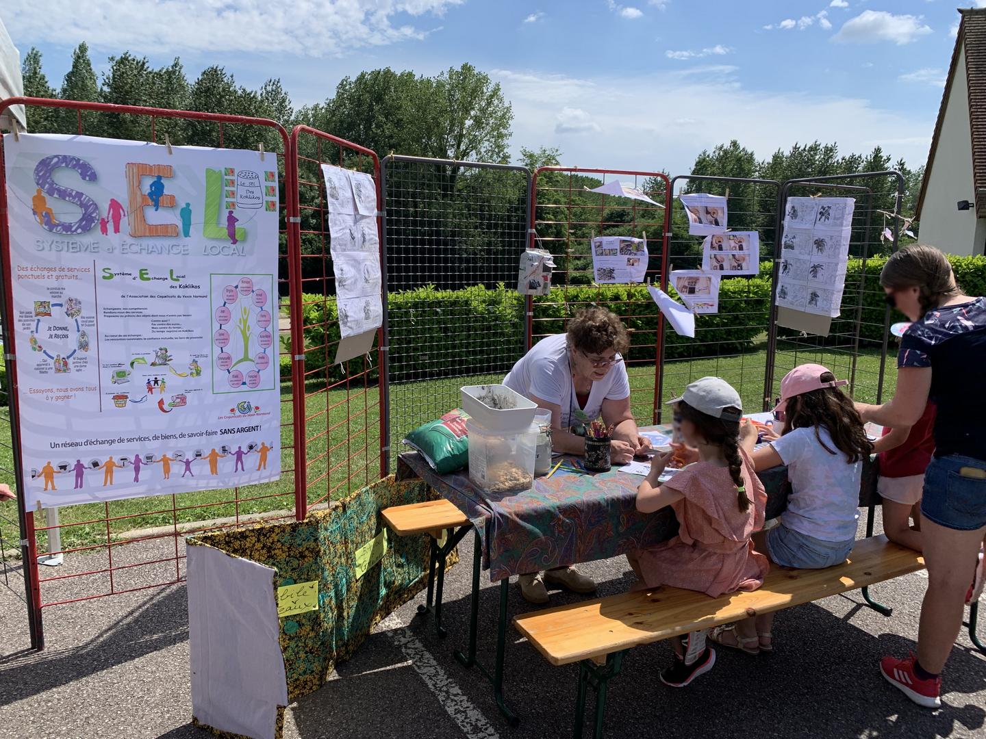 Atelier dessins et bombes à graines.jpg