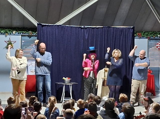 Arbre Noel 14 déc 2025 - 1-web.jpg