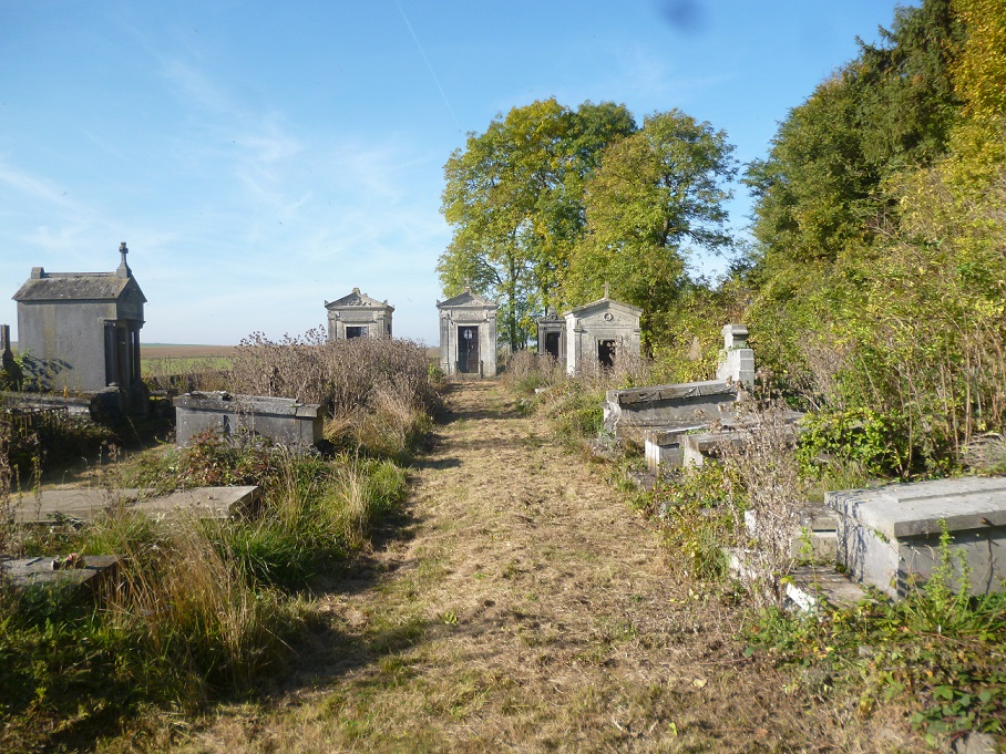 ancien cimetière LR.jpg