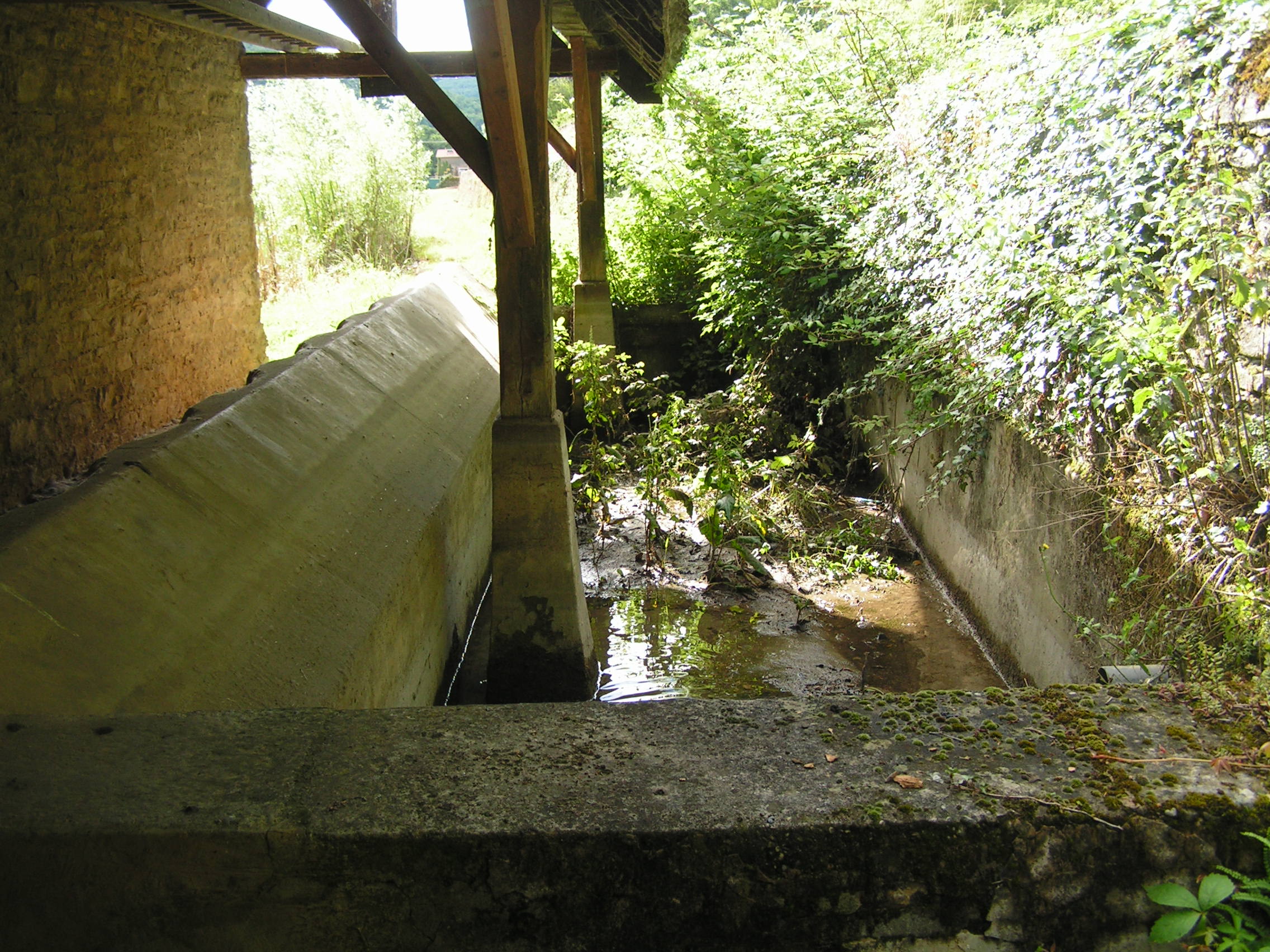 3 Lavoir Bienassis2.JPG