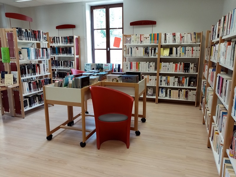 biliotheque coin adulte.jpg